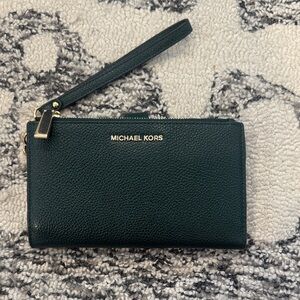 Never ever used!!Michael Kors Dark Green Wristlet
